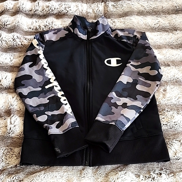 Boys Champion zip up camo sleeves - Picture 1 of 4
